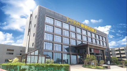 捷順成隆門窗 以“高鐵速度”跑出品牌新高度，開(kāi)啟廣告霸屏新篇章